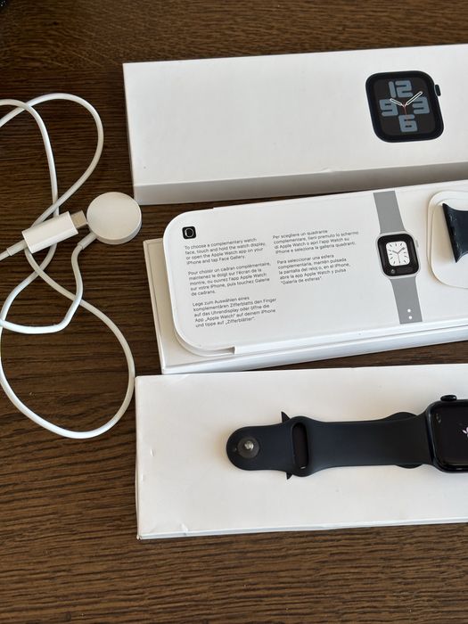 Apple Watch SE 2  GPS 40 mm