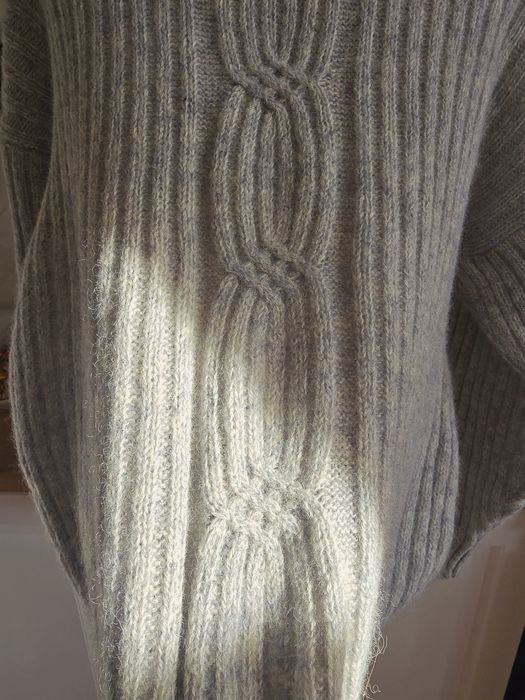 Sweter wełniany r.S szkocka wełna  szary warkocz