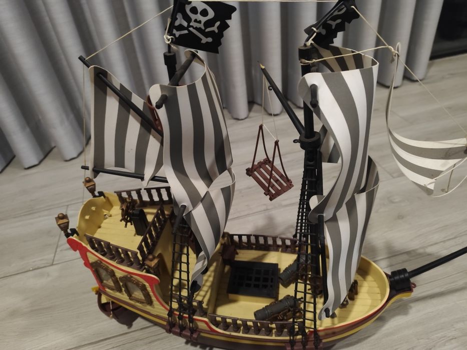 Barco pirata para brincar