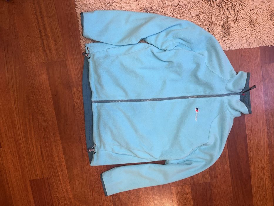 berghaus вітровка