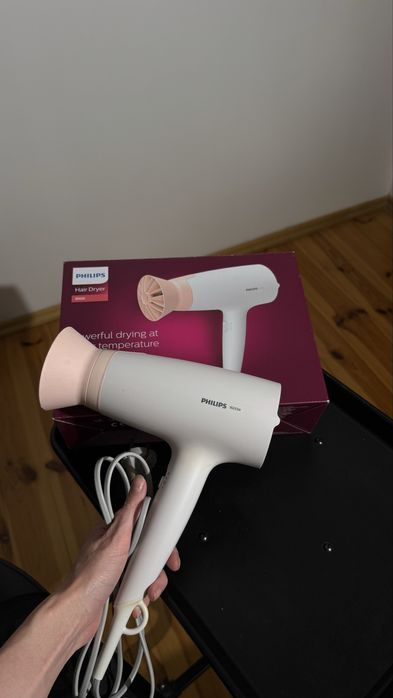 Фен Philips BHD300 1600W з насадкою та коробкою