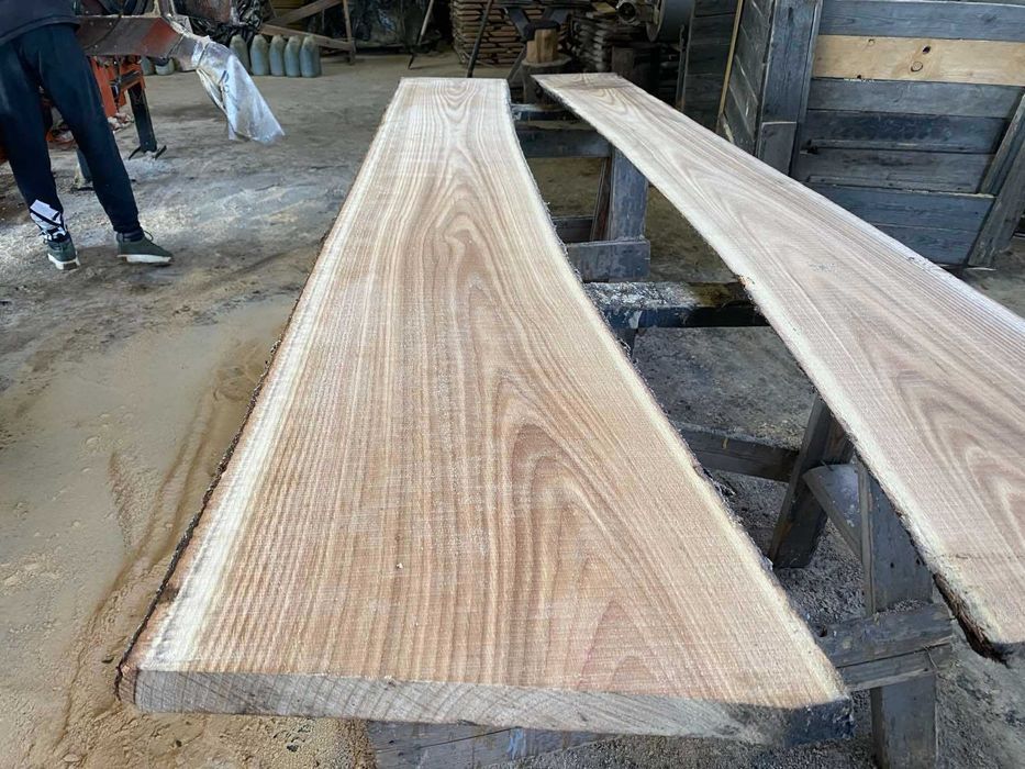 Дошка:дуб(дубова);бук(букова);ясень;клен;модрина,смерека, черешня,в'яз