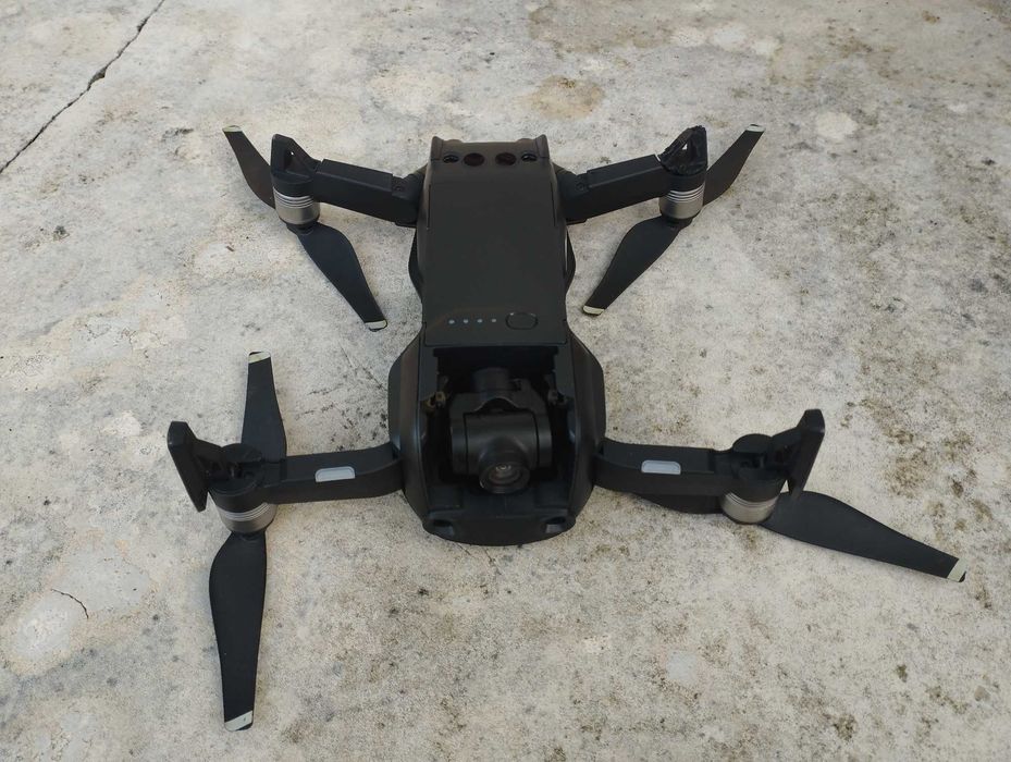 Drone DJI Mavic Air 1 - 2 Baterias - Suporte p/ Volante de Mota - Carregador p/ Carro