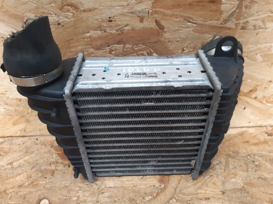 Intercooler/chłodnica powietrza Volkswagen Golf 4/ Bora 1.9 TDI