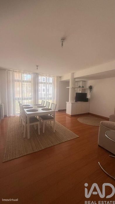 Apartamento T2 em Anha de 84,00 m2