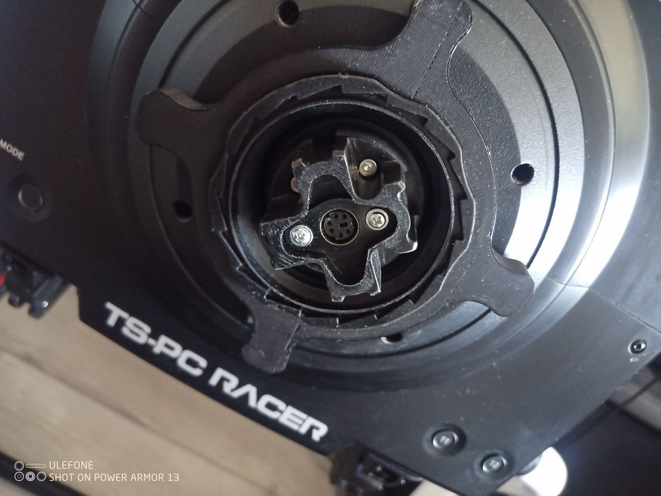 Thrustmaster TS-PC Racer+ quick relase, adapter