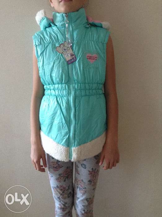 Kamizelka taliowana z kożuszkiem rozmiar 152 /164