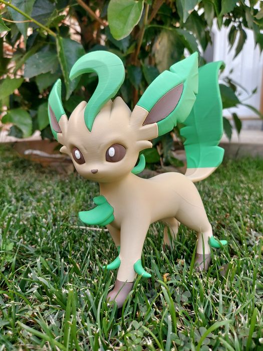 Figura colecionável do Pokémon Leafeon