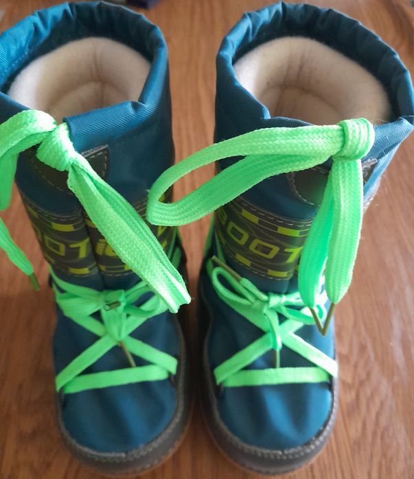 Сапожки  Moon boot