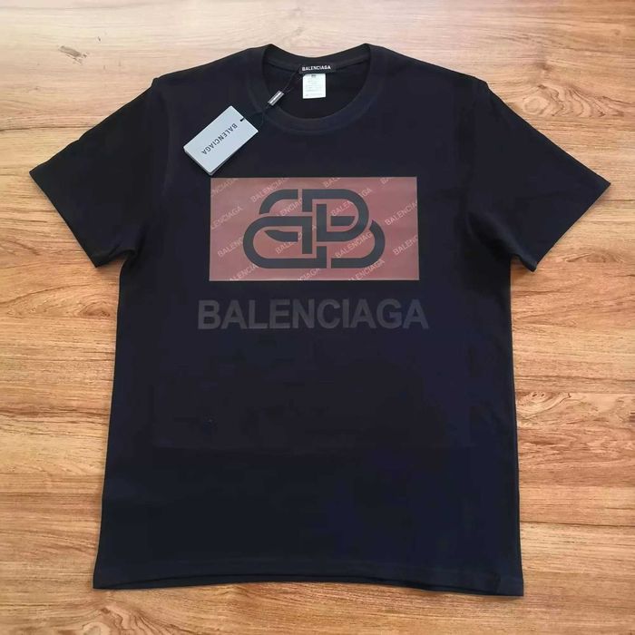 Balenciaga – T-shirt z Logo BB Icon (Vintage Effect) koszulka męska
