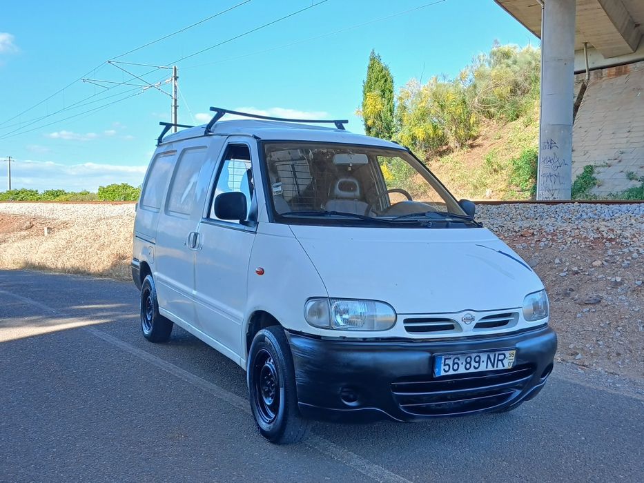 Oportunidade Nissan vanette cargo 2.3D