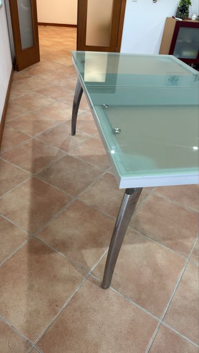 Mesa de Vidro extensivel