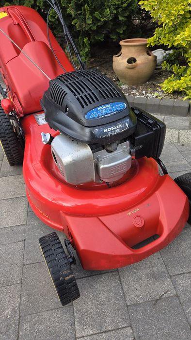 Kosiarka spalinowa Wolf Garden Honda z napędem