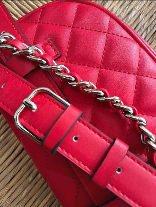 Mala Guess vermelha cintura ou traçar no   peito