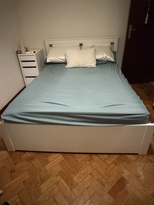 Cama Songesand com gavetas – ótima oportunidade!
