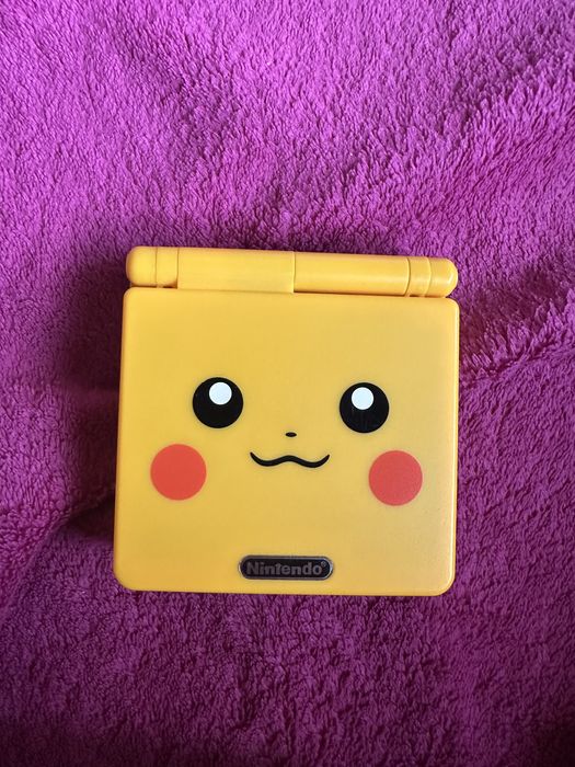 Gameboy advance sp Obudowa pokemon