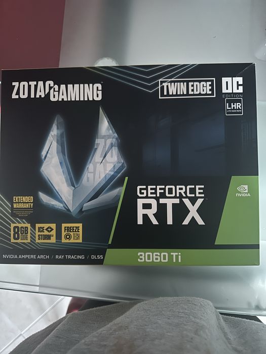 Vendo placa grafica Geforce RTX 3060 TI