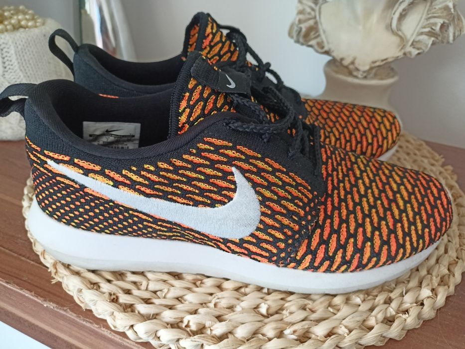 Buty Nike roshe run 41 pomarańczowe