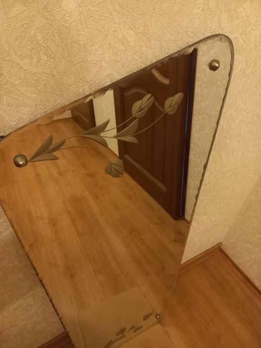 Дзеркало настінне 98*45 см. Троєщина