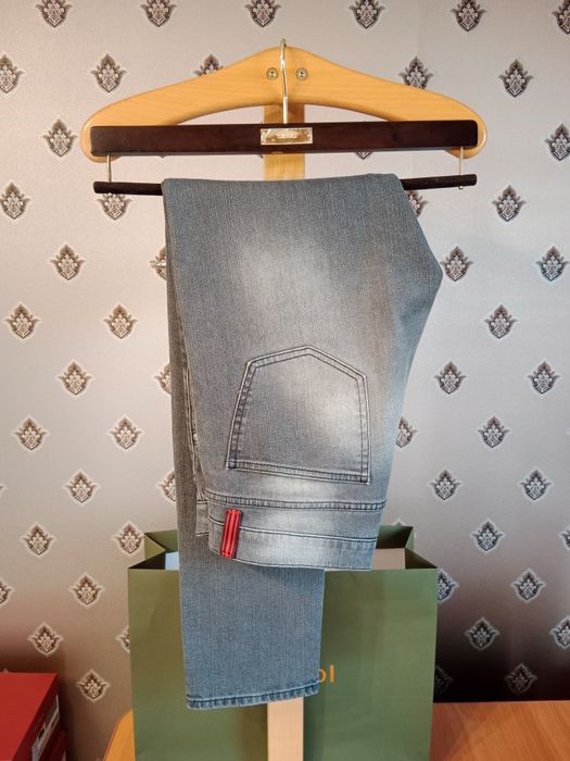 Джинсы isaia brunello loro оригинал