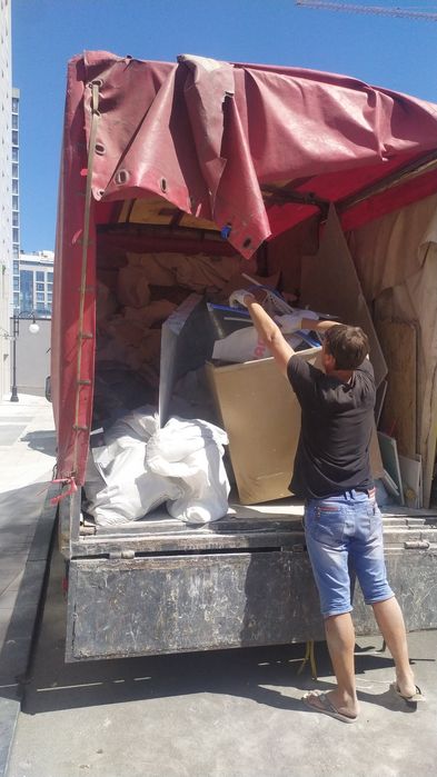 Демонтаж.Вивіз сміття Русанівські сади, дачі ,Осокорки,.