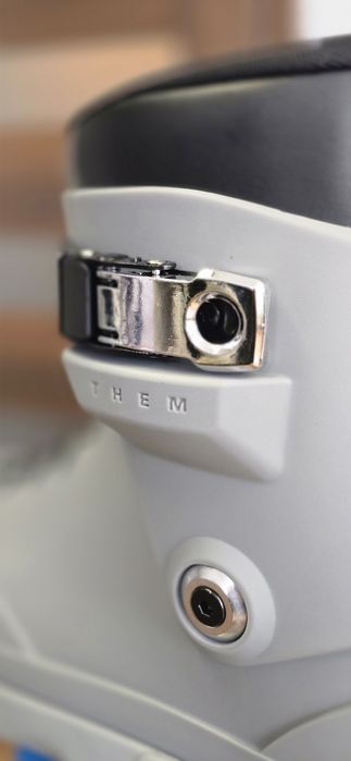 Rolki agresywne Them 909 v4 new szare Medium