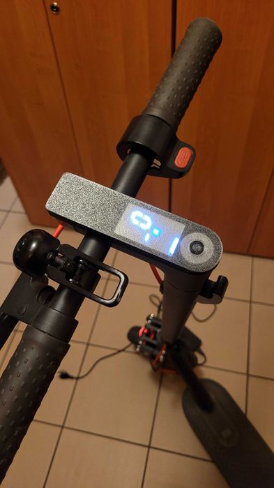 Xiaomi Mi Electric Scooter Pro 2