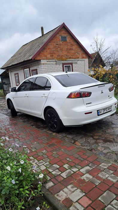 Продам Ланцер 10 2011р