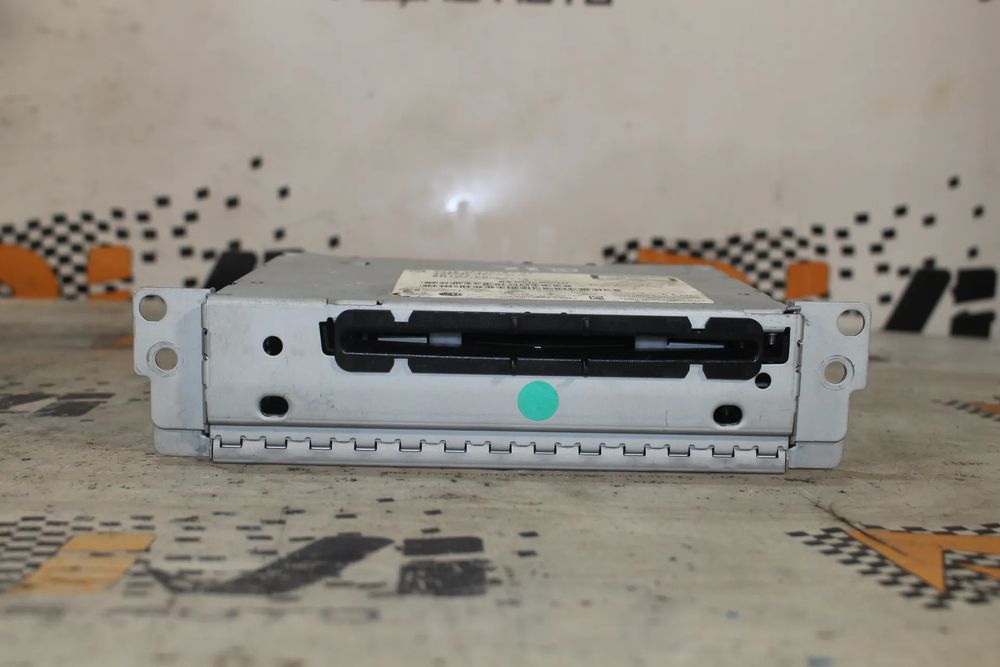 Rádio / auto-rádio BMW 1 (F20)