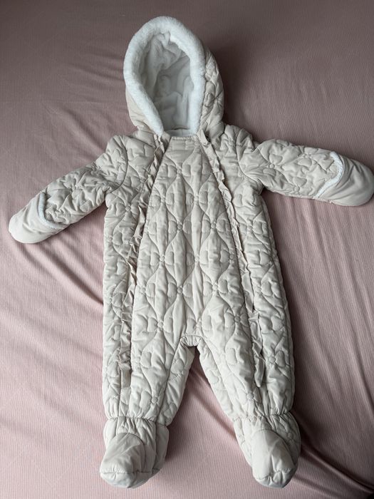 Продам комбінезон  С/А для дівчинки 74 розмір