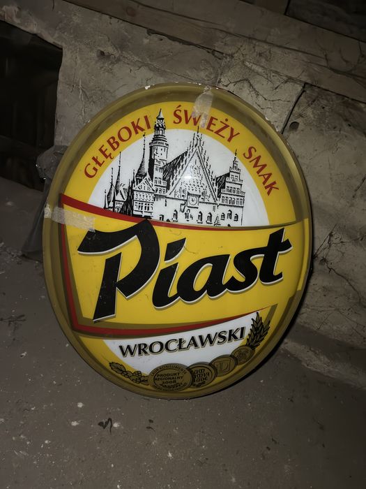 Kaseton reklama bilbord neon piwo Piast