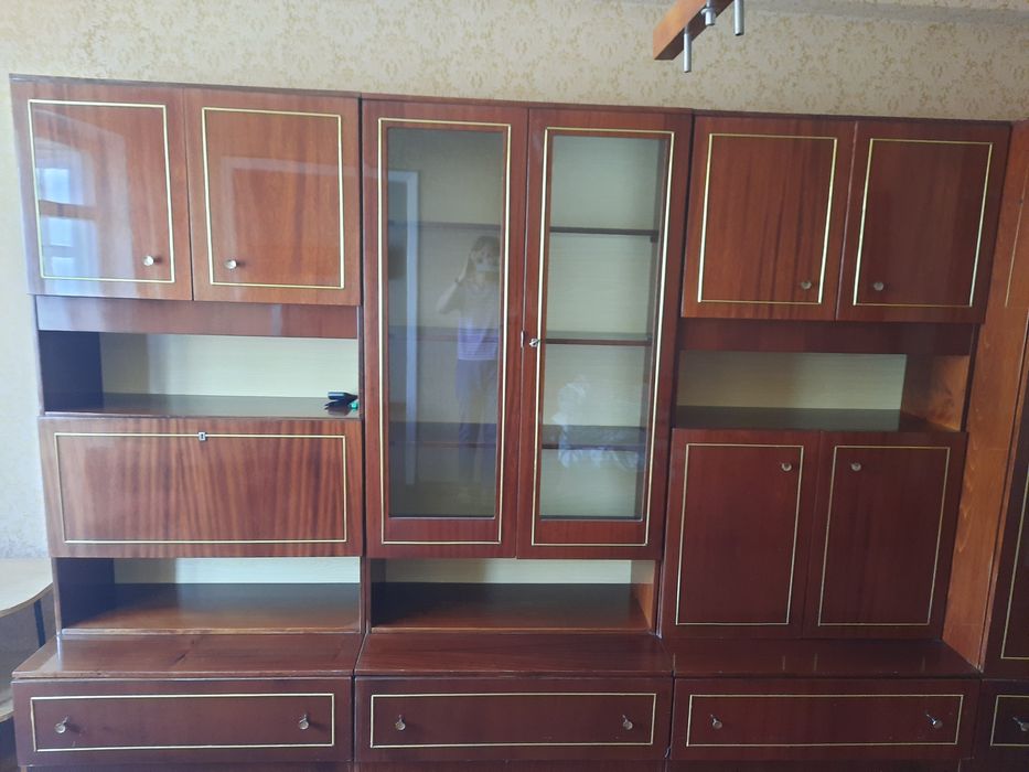 Продам Румунську стінку б/ у