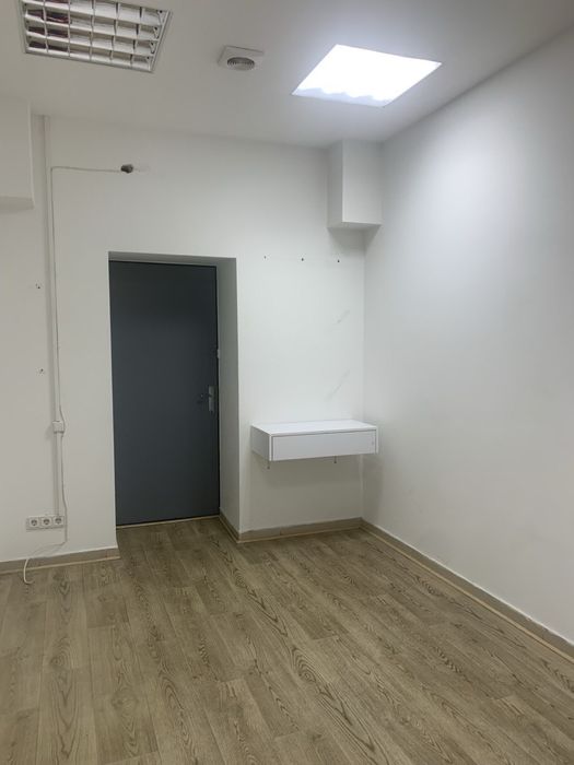 Оренда приміщення Метро Голосіївська 300 метрів.