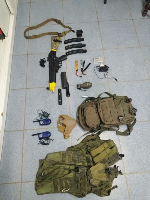 Vendo mp5 + equipamento