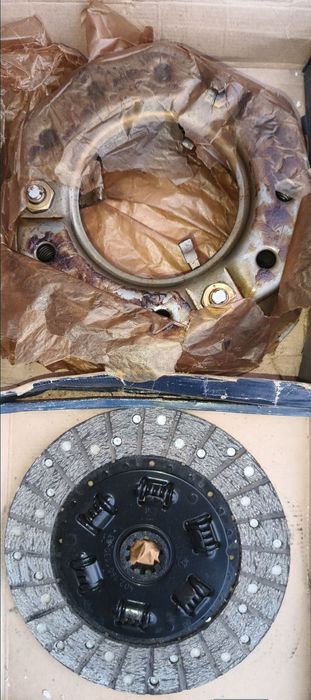 Диск сцепления. Цилиндр тормозной. Амортизатор. Кардан. КПП ГАЗ Волга.