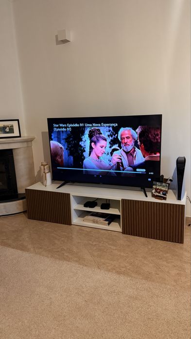Movel de TV Besta - Ikea - Perfeito estado