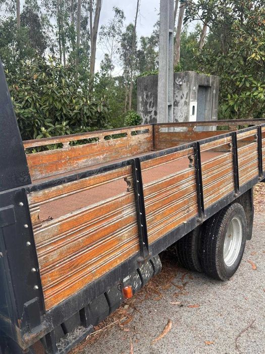 Iveco caixa aberta