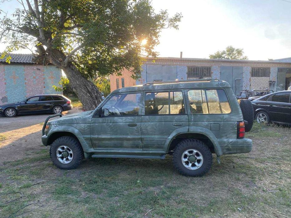 Pajero Wagon 2, 1996 г 3.5 бензин V6, автомат, 4WD