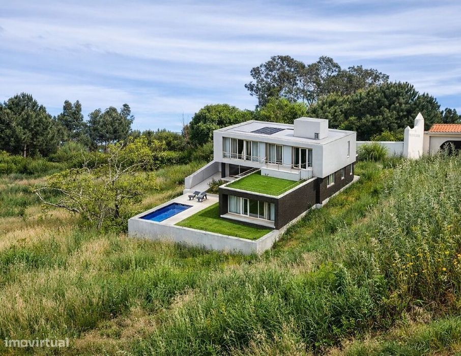 Terreno em Silveira de 1920,00 m2