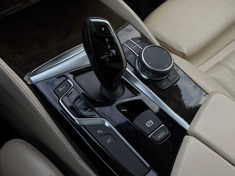 2018 р. BMW 540i G30  продам авто