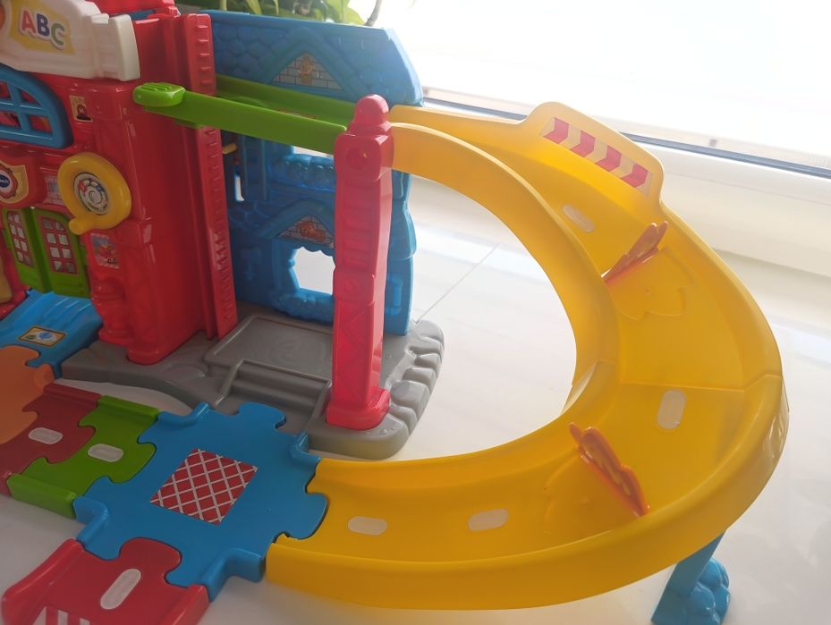 Remiza strażacka VTech Tut Tut Autka