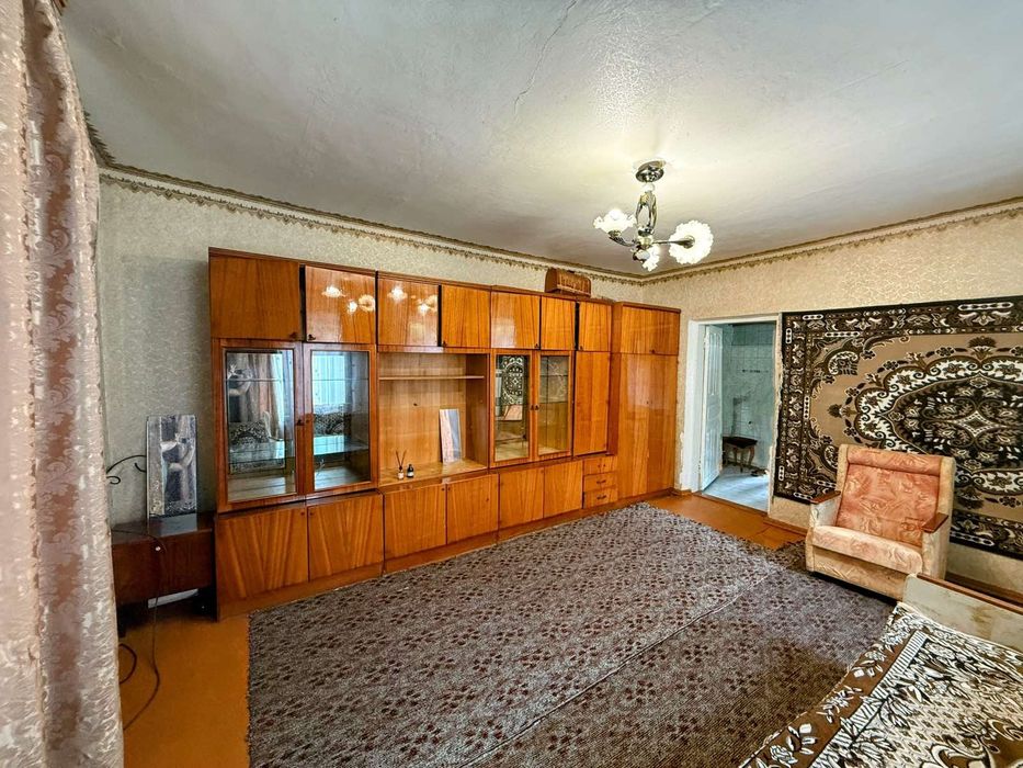 Продаж частини будинку