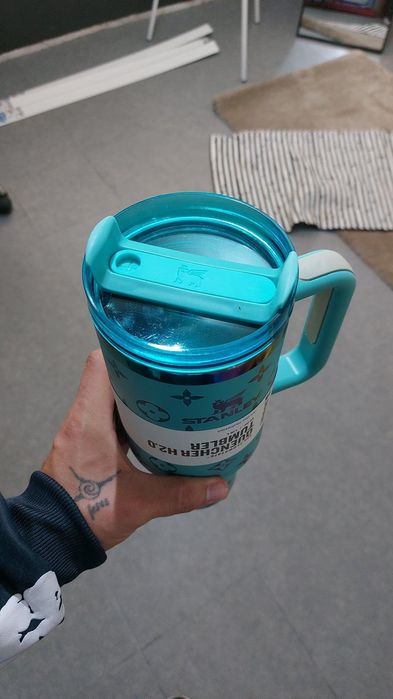 Copo termico novo 1.18L azul