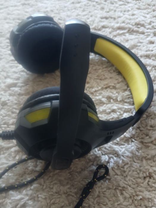 Продам наушники до компа