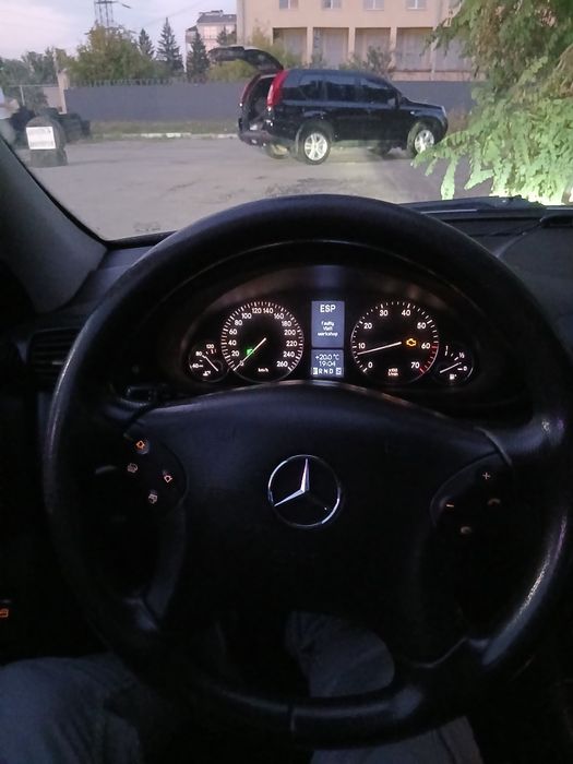 Mercedes-Benz C-Class 2005 VIN WDB2030461A776383 фото оголошення 6 з 8