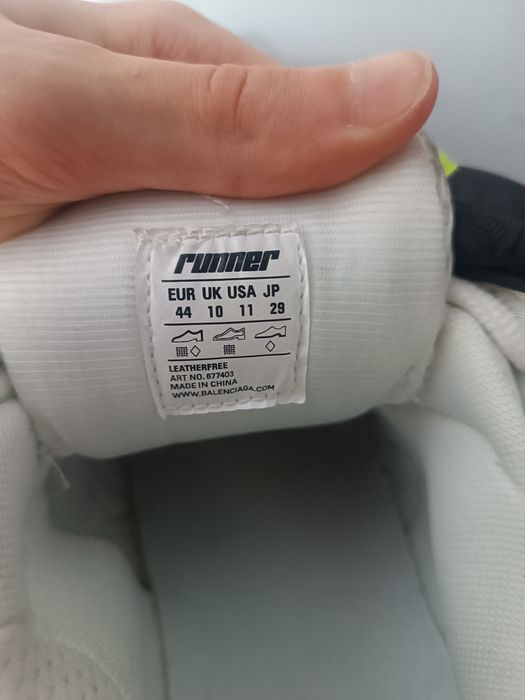 balenciaga runners multicolor