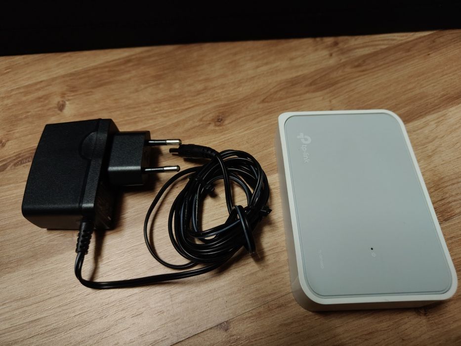 Switch TP-LINK TL-SF1005D Biały