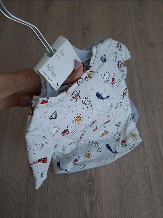 2 T-shirts menino 6-9m (68cm)