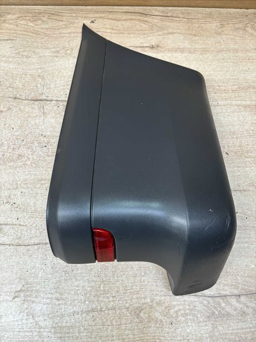 Narożnik zderzaka tylnego prawy Mercedes Vito