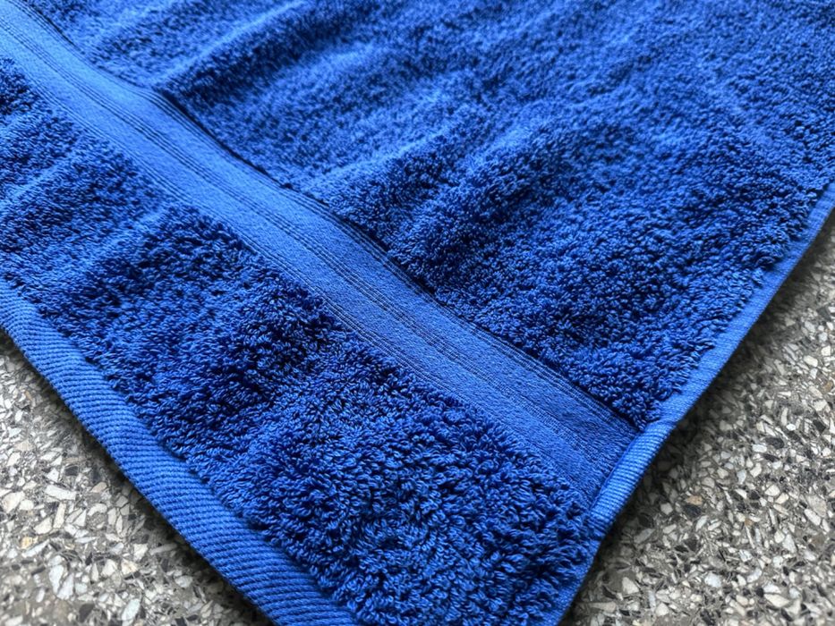 Ręcznik z bawełny egipskiej Nefretete Supreme 800 GSM szafirowy 50x90